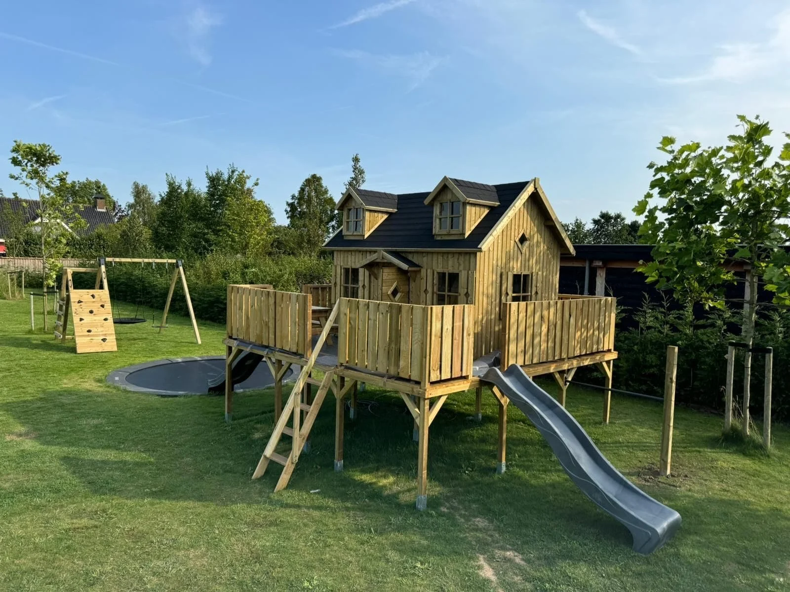Houten speelhuisje Libelle - Premium - Afbeelding 6